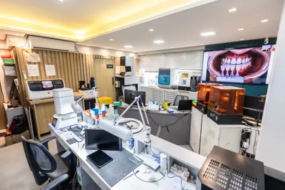 Prótese dentária de alta precisão produzida pela DentBello em Porto Alegre
